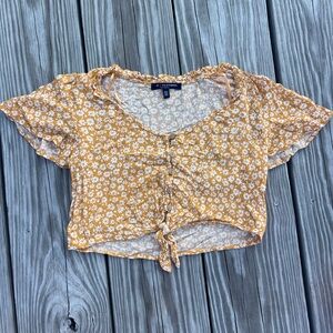 ONE CLOTHING LA Yellow Floral Cropped Tee Size XS